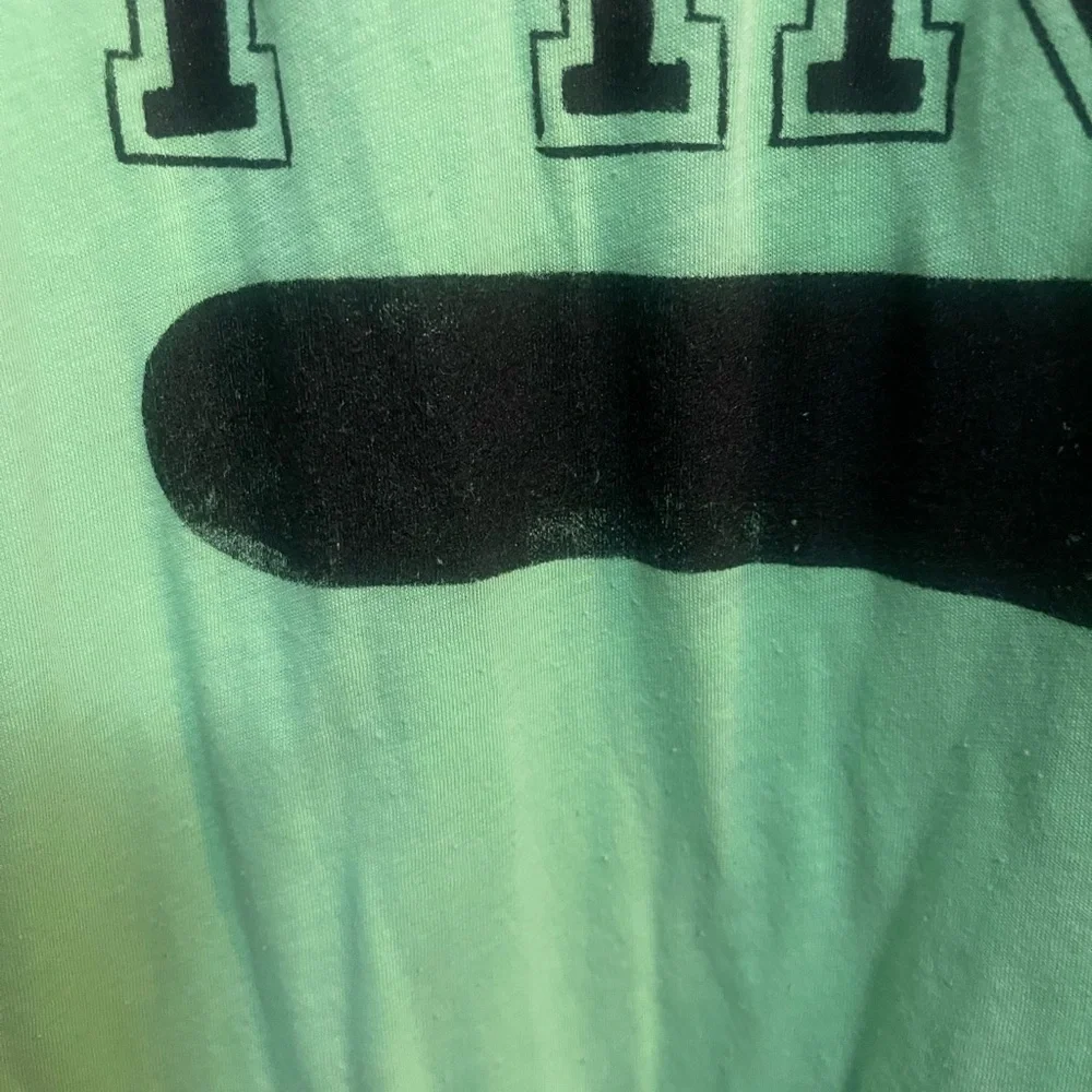 PINK Victoria's Secret Green T-Shirt Medium - Picture 3 of 7